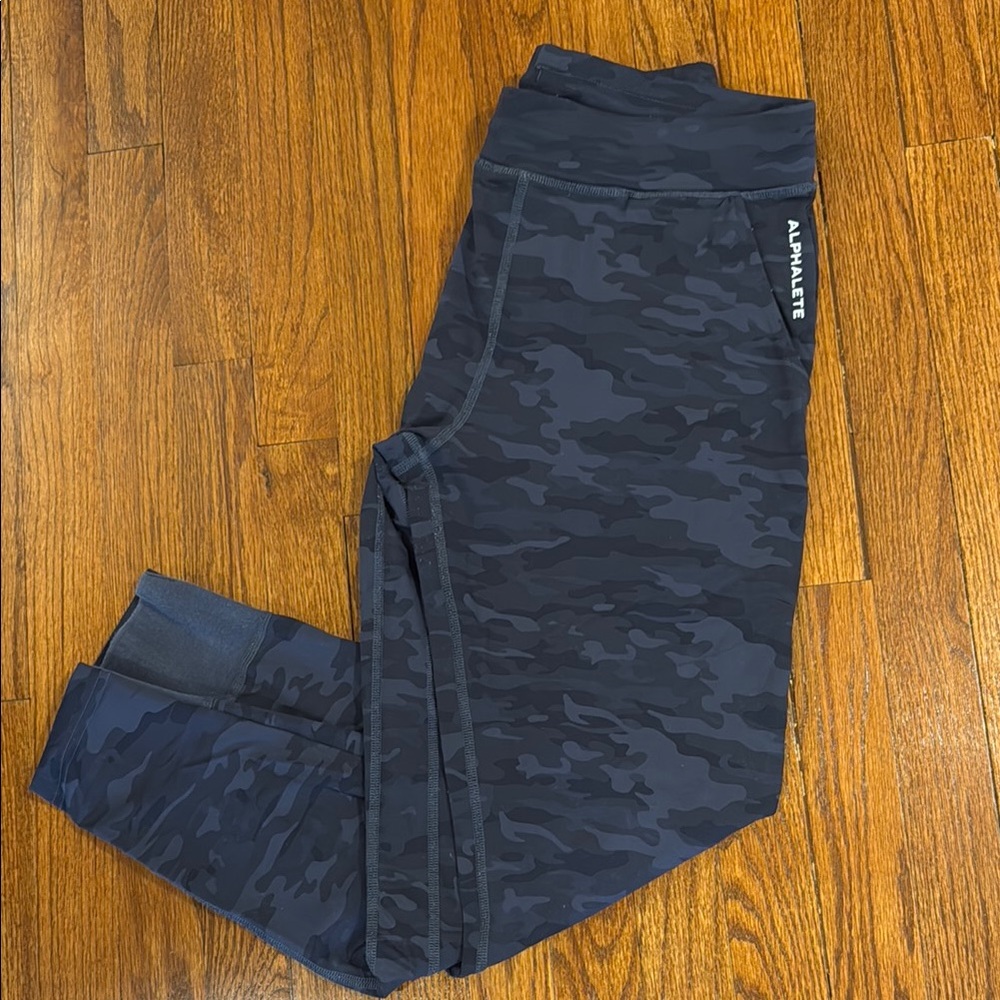 Alphalete Camo Legging/ joggers - Dark Blue